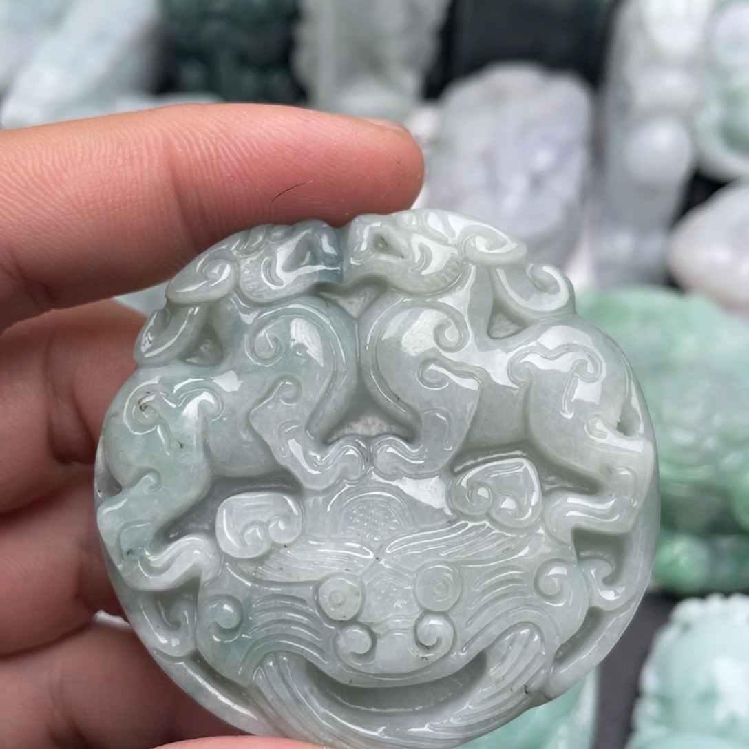 翡翠未镶嵌吊坠(不含链)