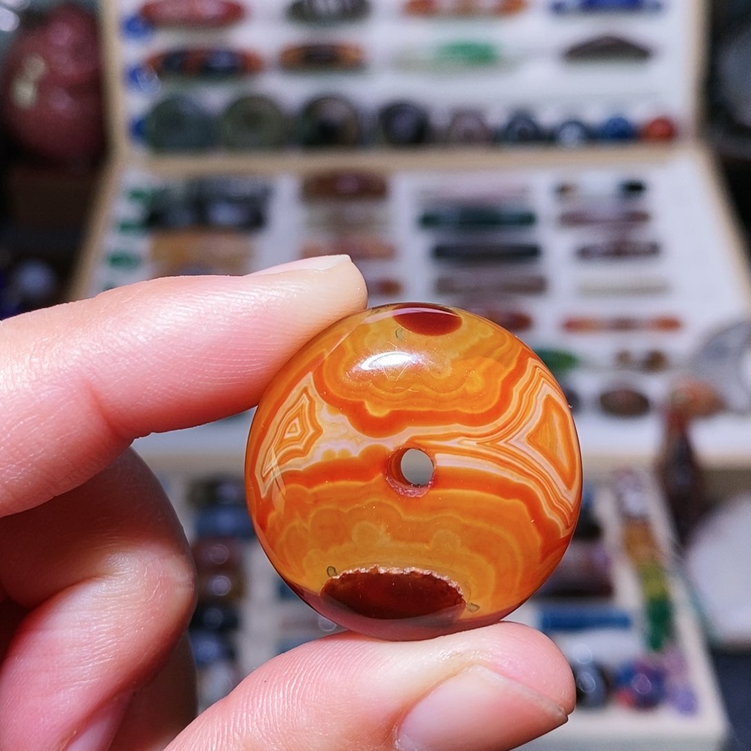 玛瑙吊坠未镶嵌….