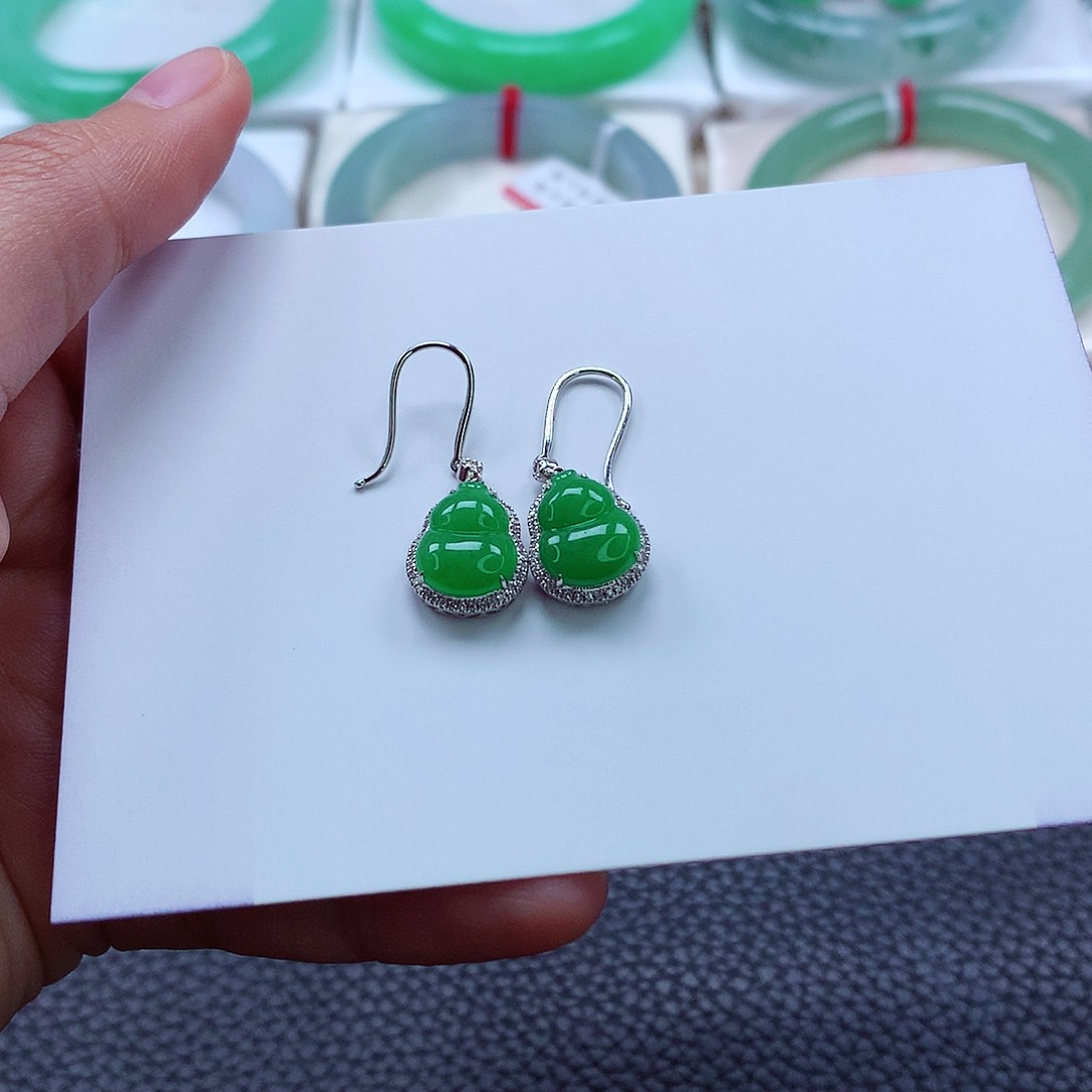 翡翠耳饰18K金镶嵌幸****葫芦