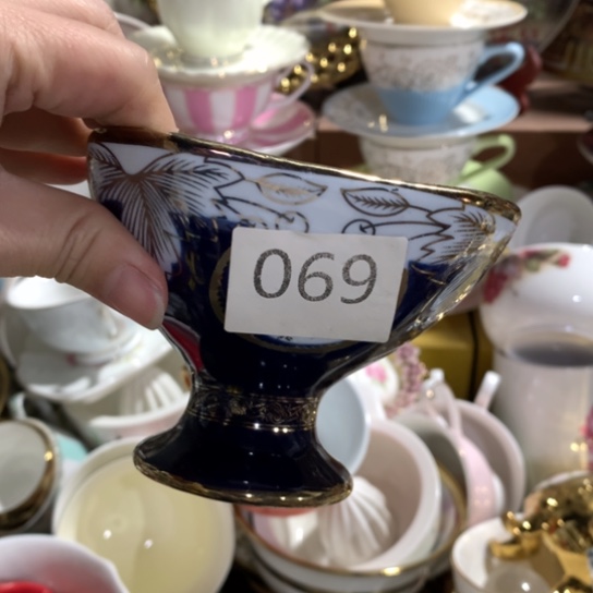 瓷片微瑕陶瓷处理介意请慎拍瑕疵明显