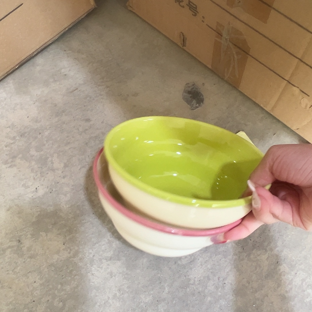 瓷绿色碗迪士尼2个