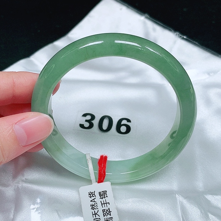 翡翠未镶嵌手镯翡翠手镯未镶嵌