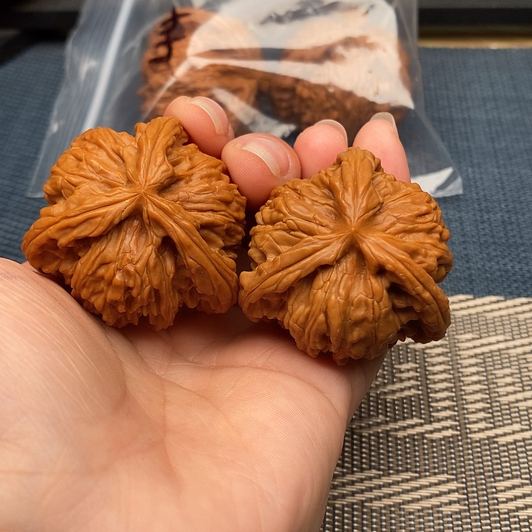 心***远吊坠文玩核桃三棱