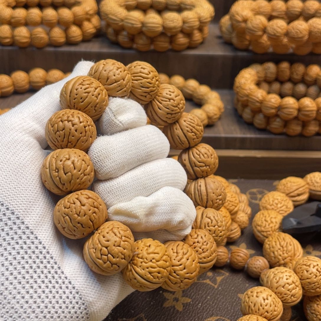 手串桃核帅国核滚象