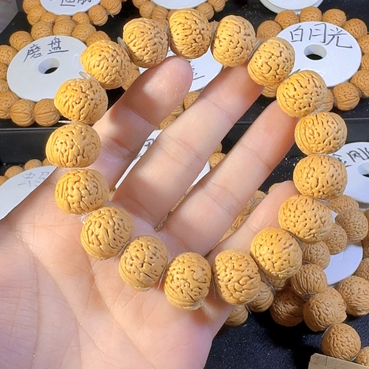 柏***图吊坠桃核南瓜玻璃球桃核