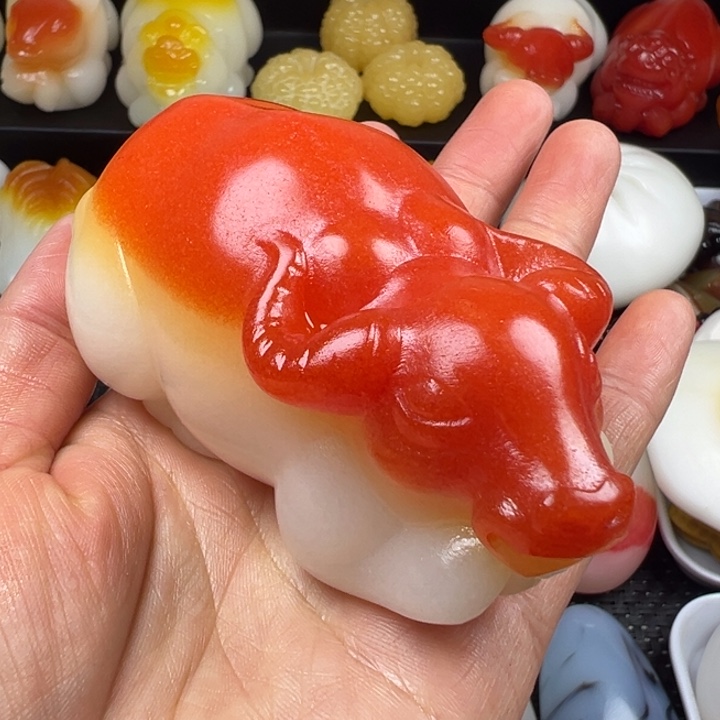 新疆戈壁五彩石金丝