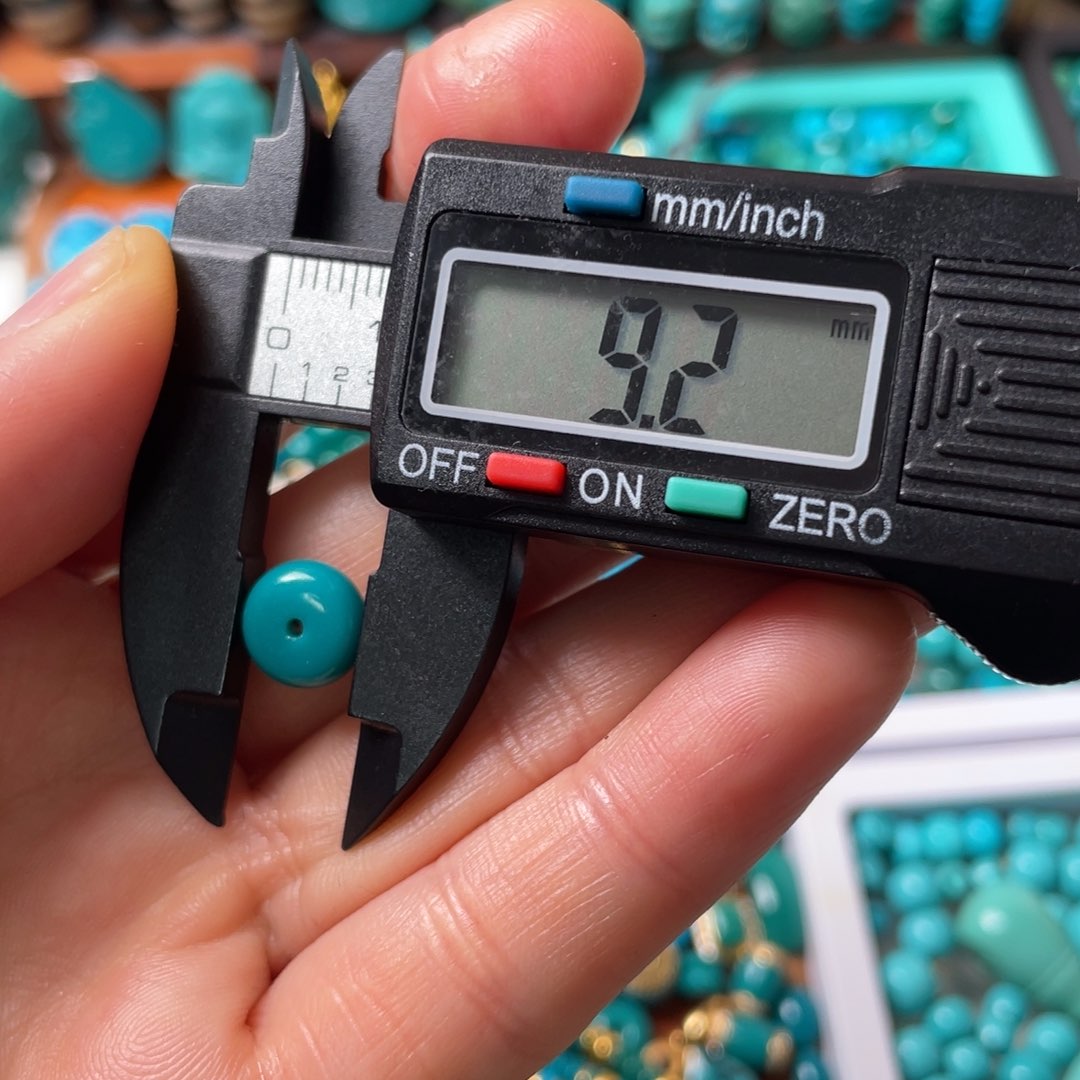 绿松石未镶嵌颈饰微****8