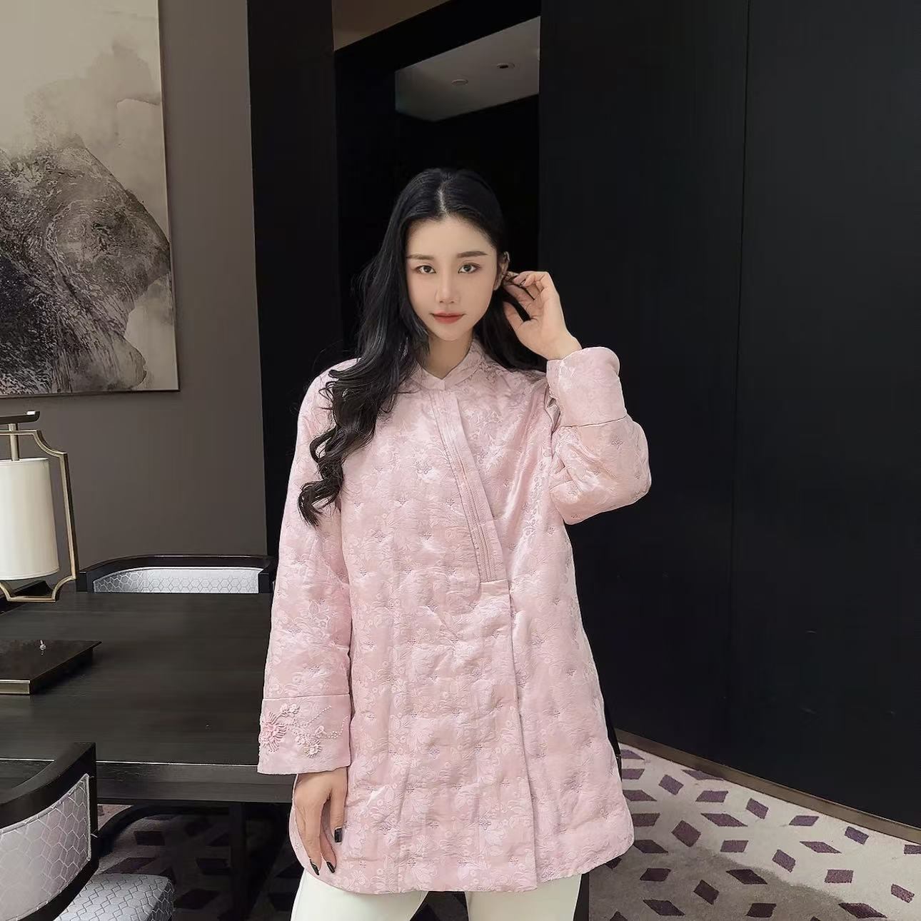 Betty Bairn【南朝故梦】新中式轻奢高级感刺绣90鹅绒服Q7229