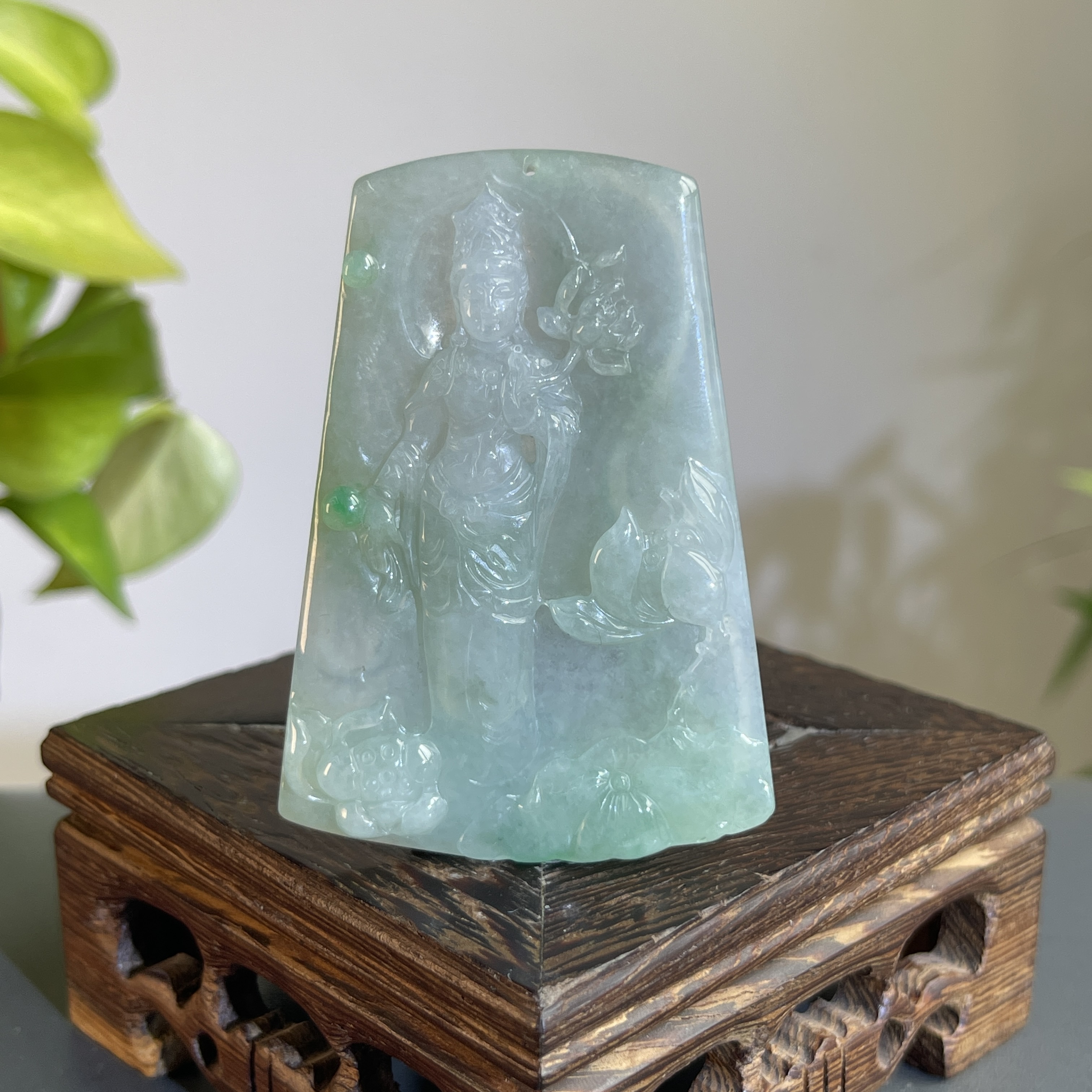 JCB07-140 天然翡翠缅甸A货 站观音