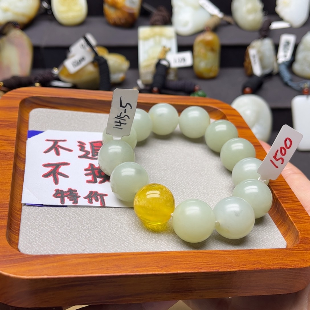和田玉手串未镶嵌