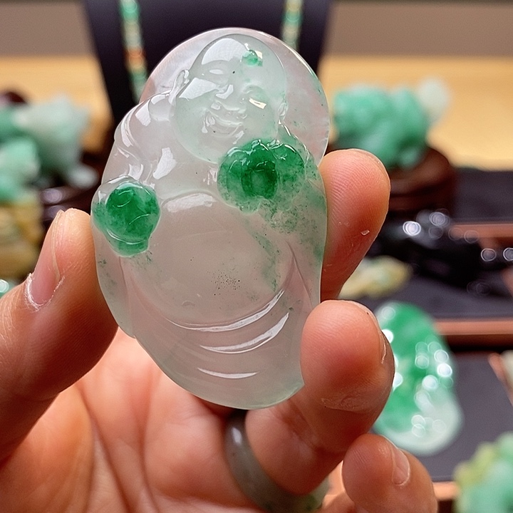 石英质玉挂件未镶嵌老**艺