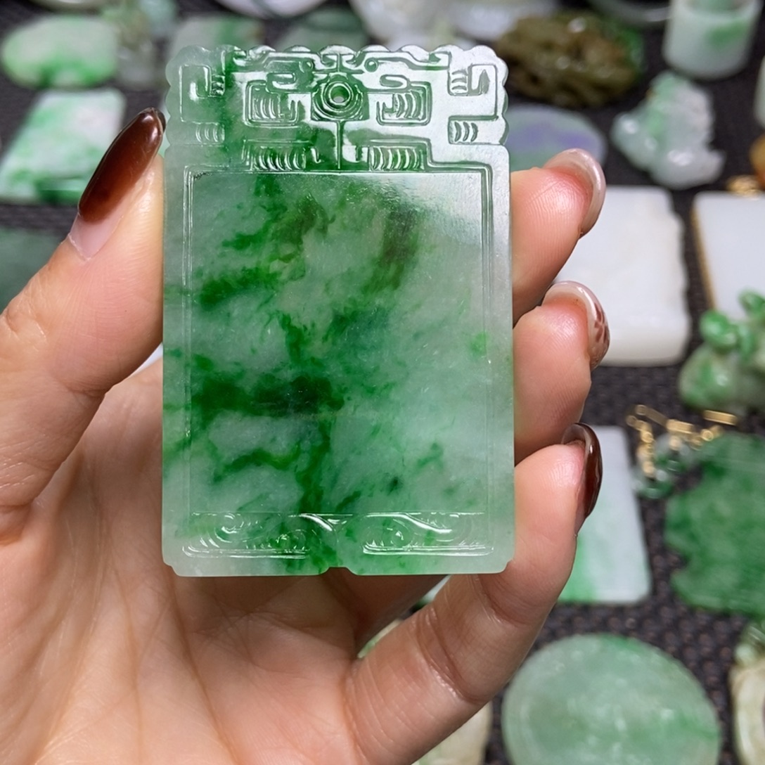 悟***缘翡翠未镶嵌挂件清