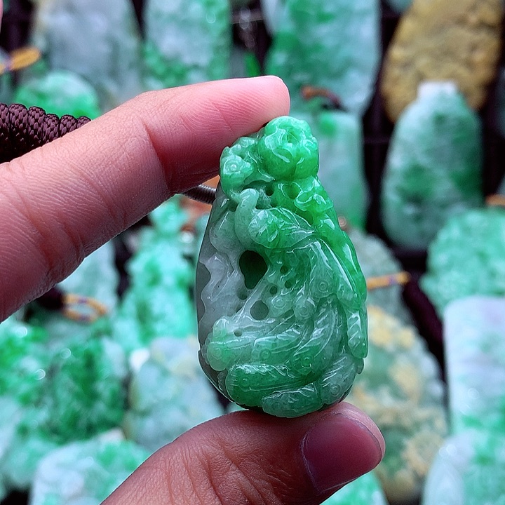 翡翠吊坠(不含链)未镶嵌