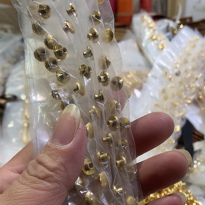 皮革驴家0.8上螺丝钉10个