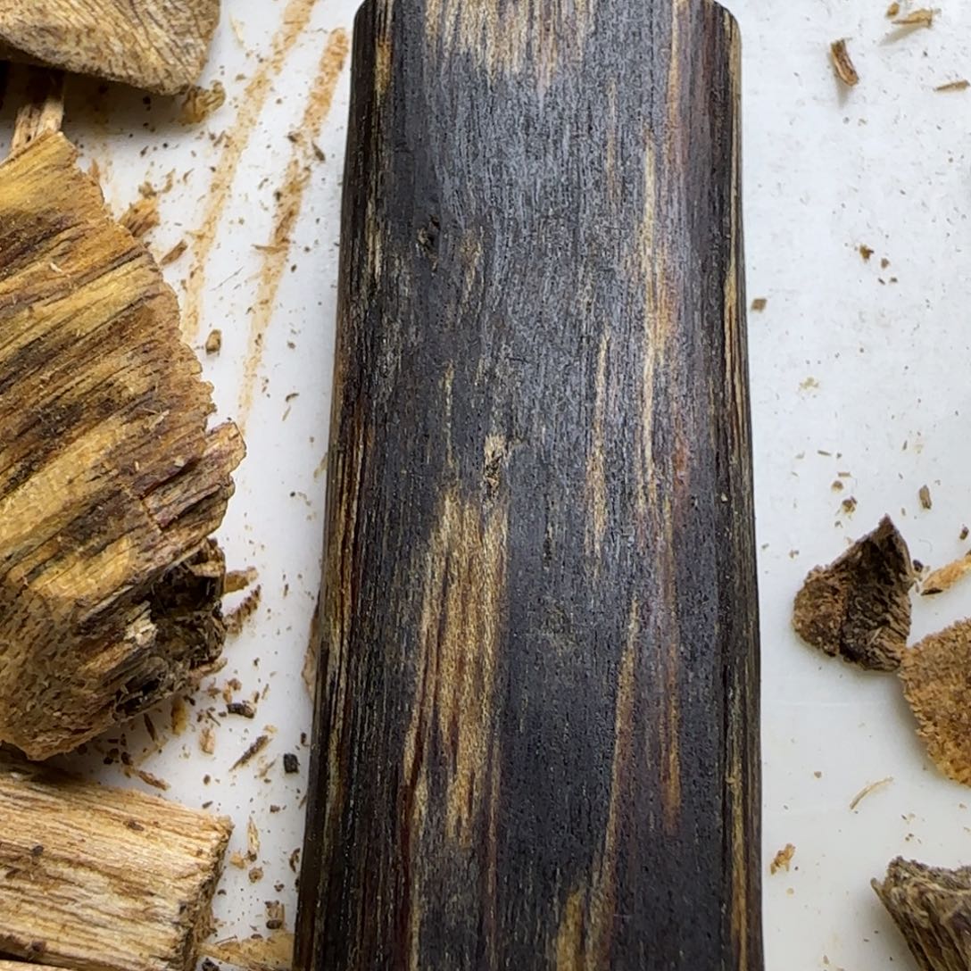 沉香碎屑沉香原汁原味沉香