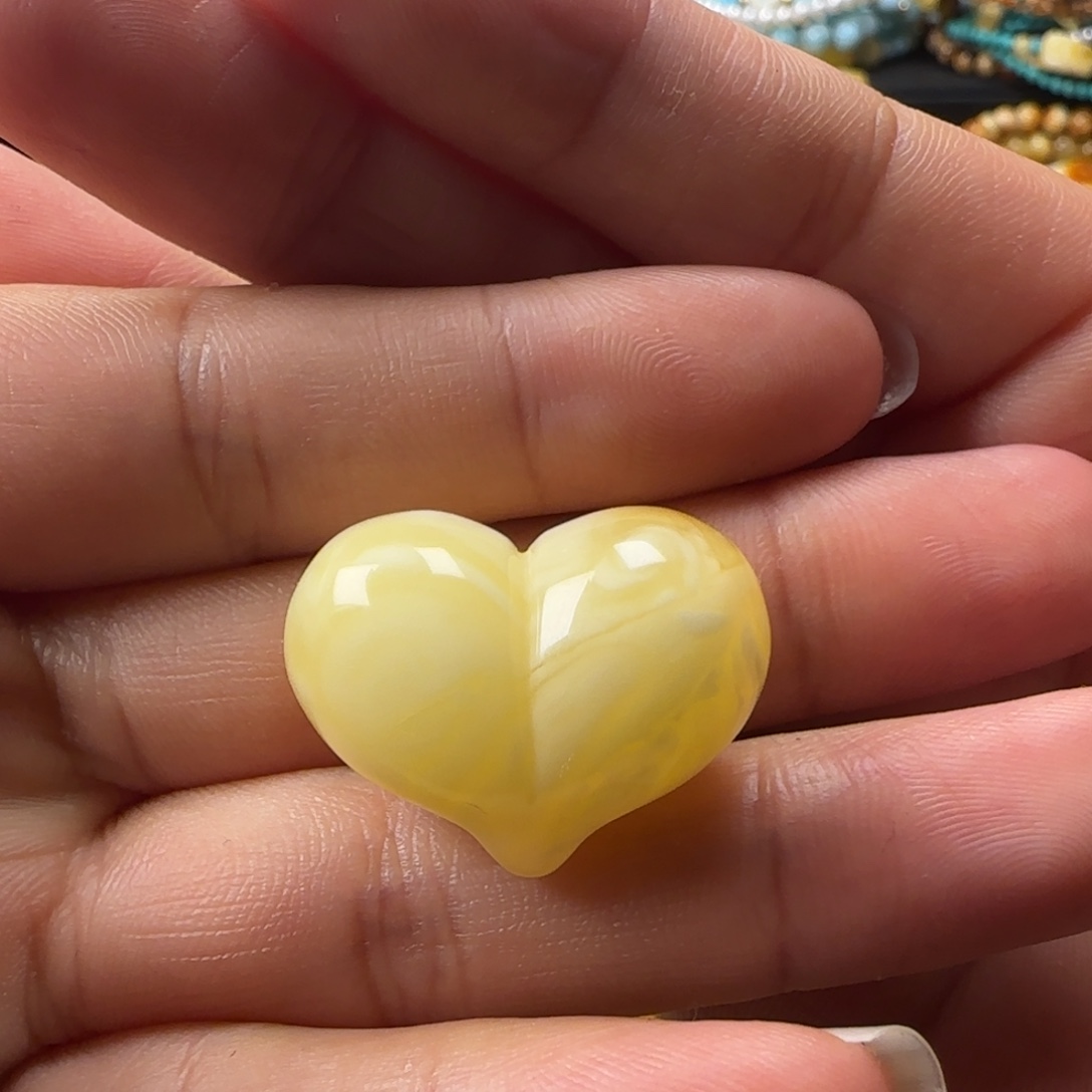 娟***蜜蜡未镶嵌颈饰天然白花蜡屁桃吊坠（打孔不退换）