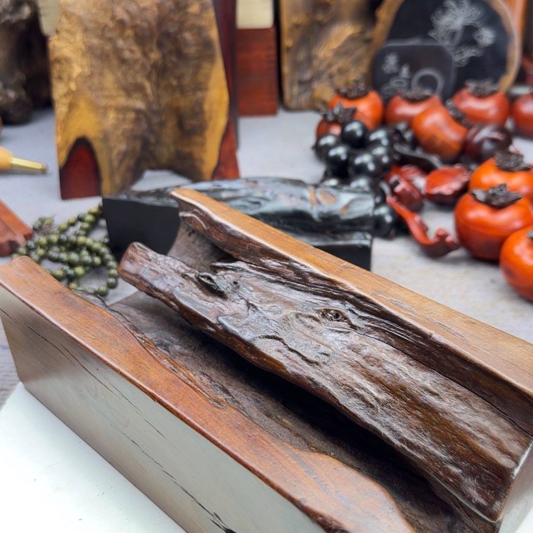 大果紫檀（缅甸花梨）牧*人