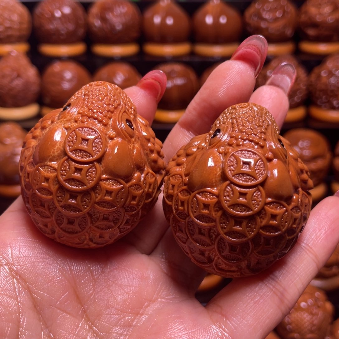 用***5橄榄核手串/手链金蟾