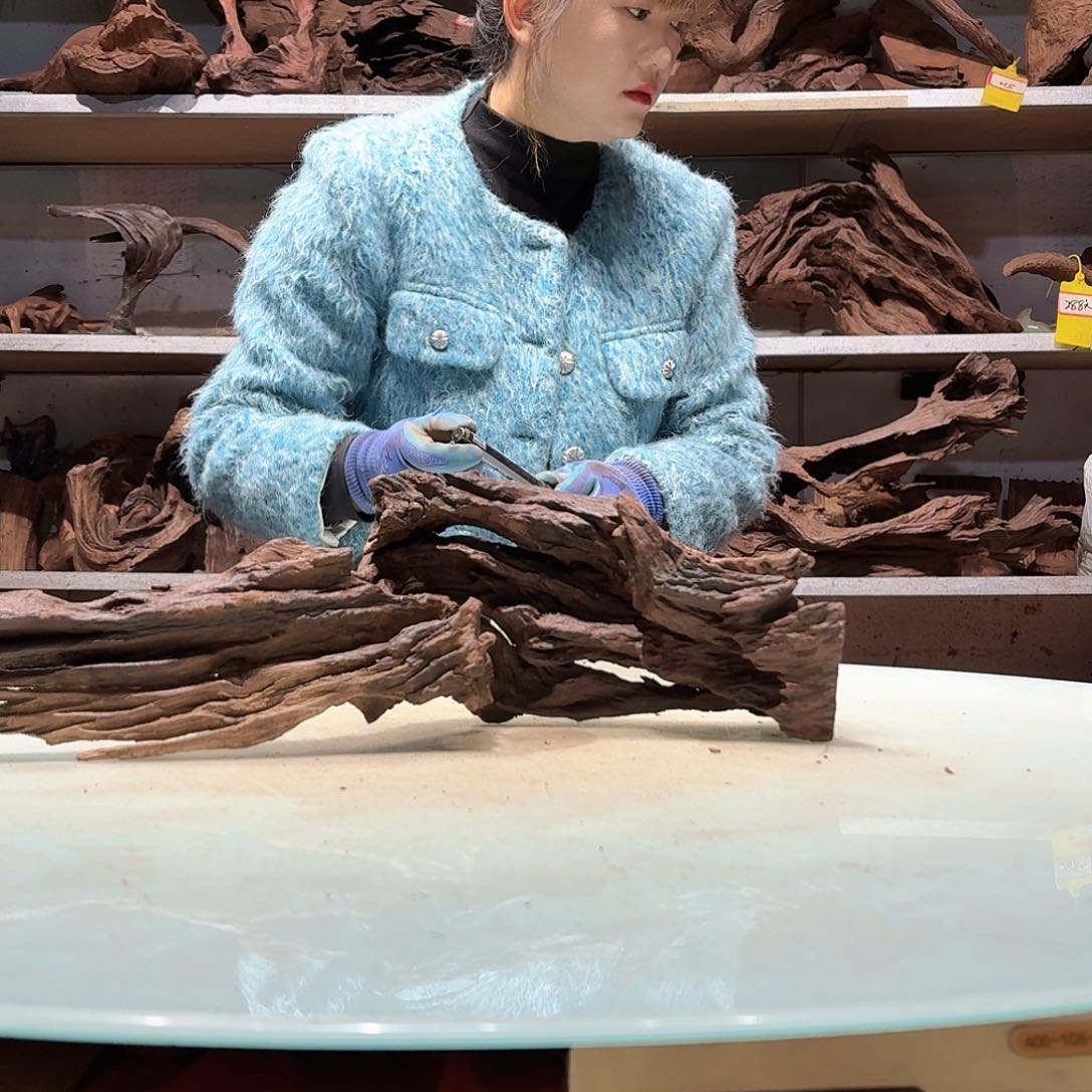 倍褚沉木，不包损必褪色挺*洒6182