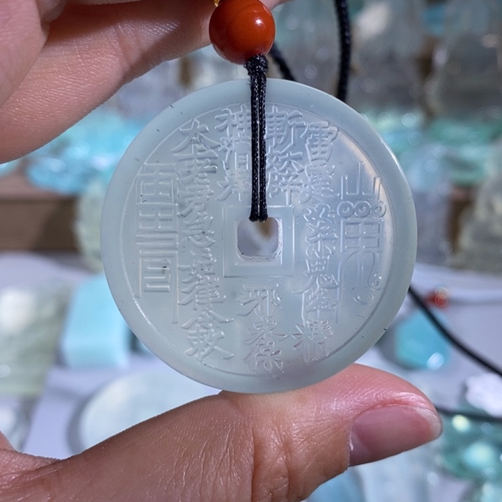 岫玉吊坠未镶嵌吊坠