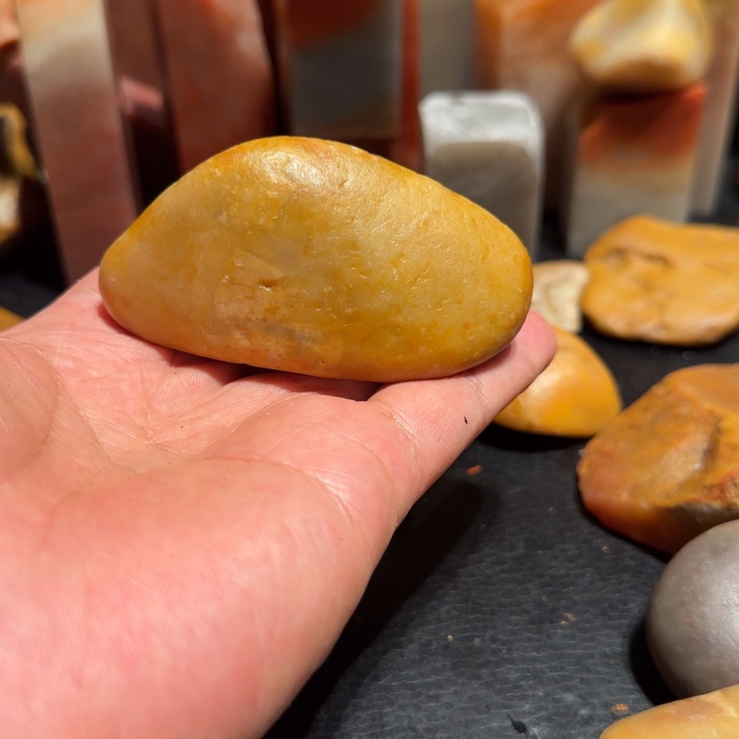 老挝石田黄原石，