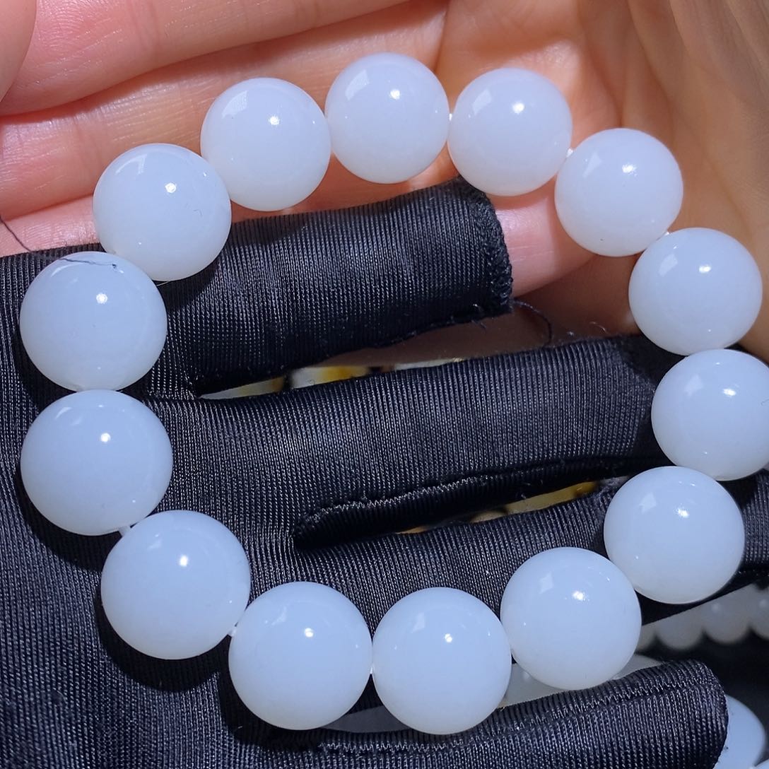 和田玉套链未镶嵌抱*