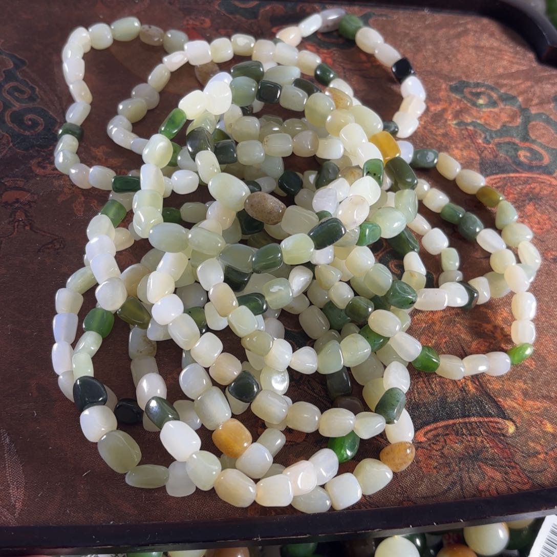 和田玉手链未镶嵌随机发一