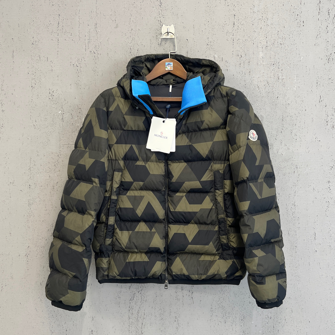 99新 MONCLER moncler蒙口菱性格迷彩刺绣标羽绒服4码