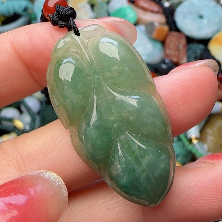 翡翠颈饰未镶嵌天然A货45