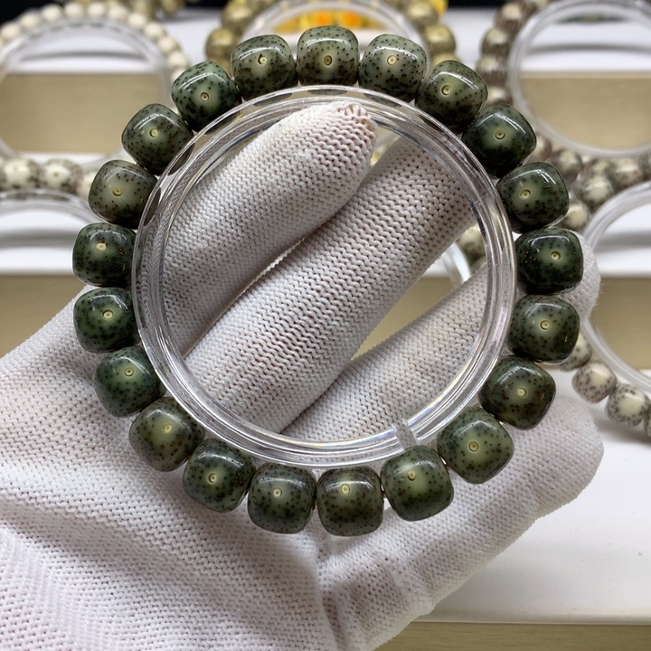 星月菩提手串17号 绿冰绿幽灵小细星11.3/10.3