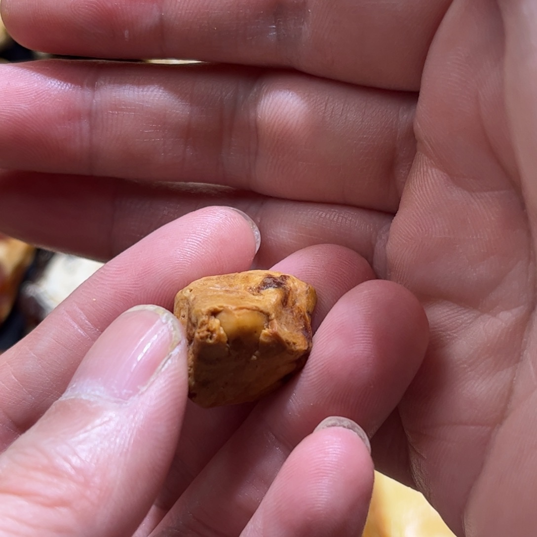 阿***夫定制琥珀未镶嵌蜜蜡