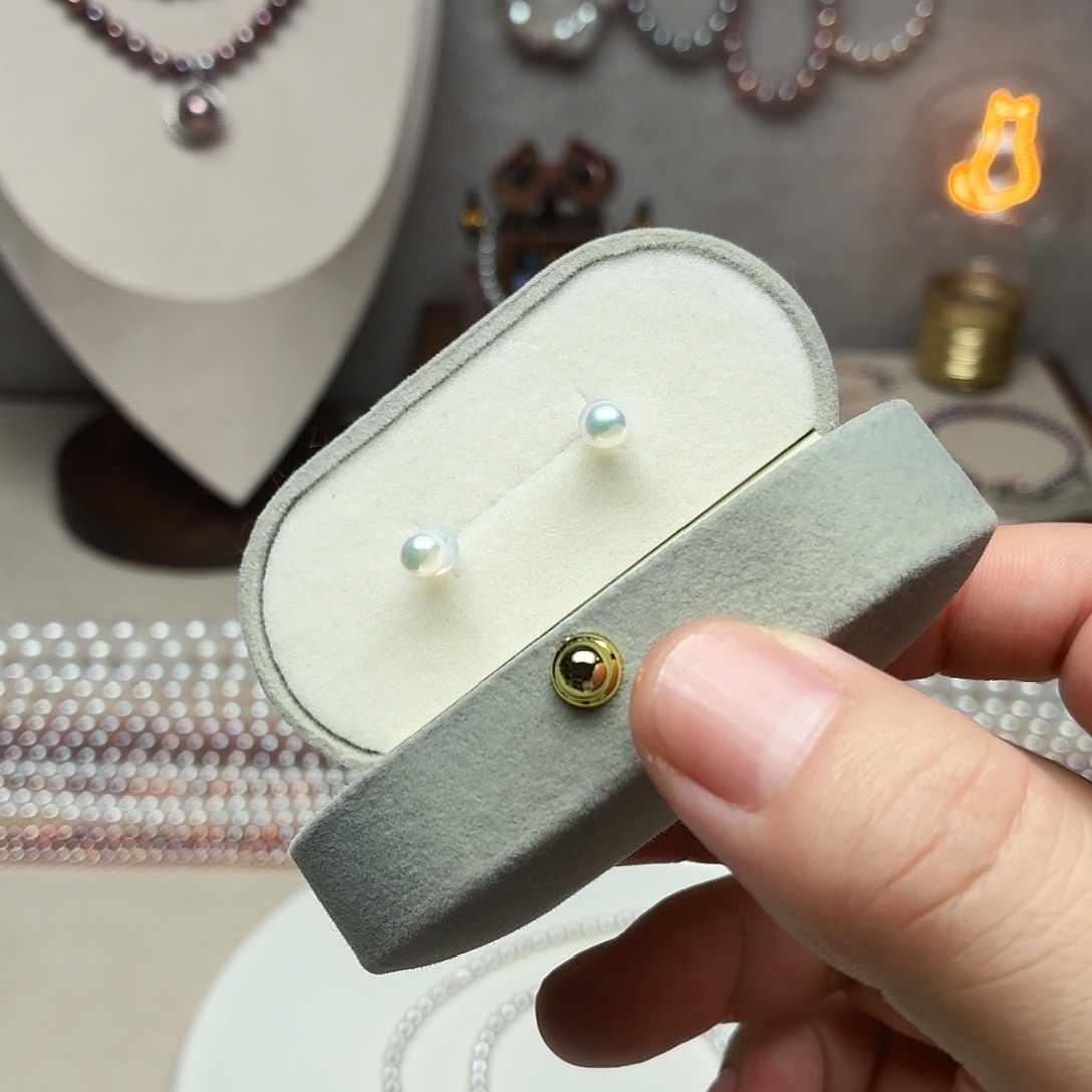 淡水珍珠银S925镶嵌颈饰5-5.5 耳钉