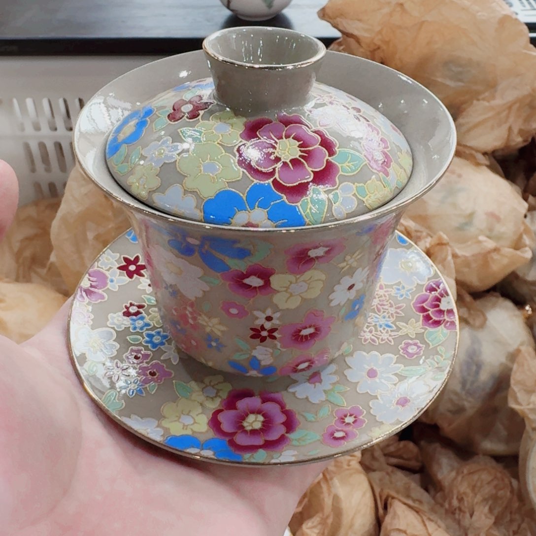 瓷片你好漂亮486223686254423