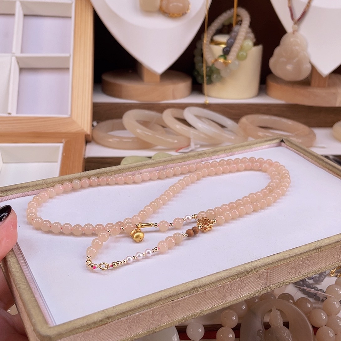 和田玉项链未镶嵌