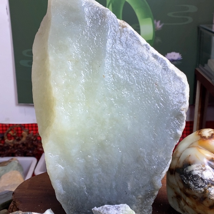 蛇纹石玉珠宝岫玉原石未镶嵌