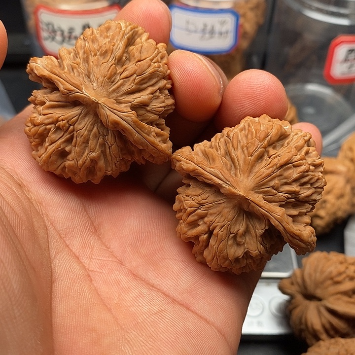 文玩核桃把件四座楼45