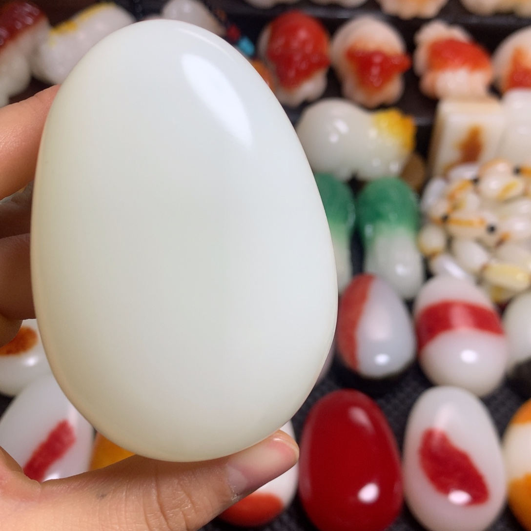 新疆戈壁石五彩石