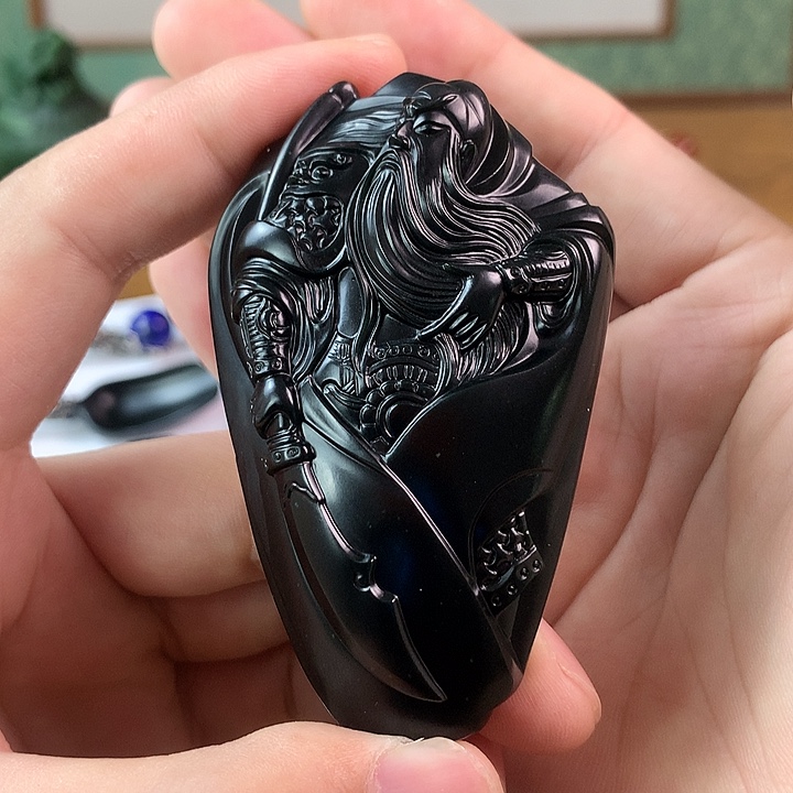 和田玉未镶嵌车挂