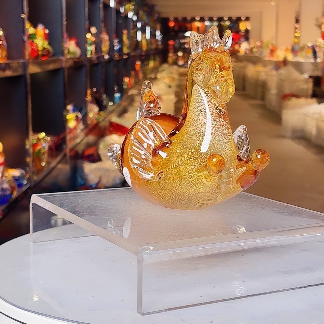 琉璃手工艺品琉璃岛上有个