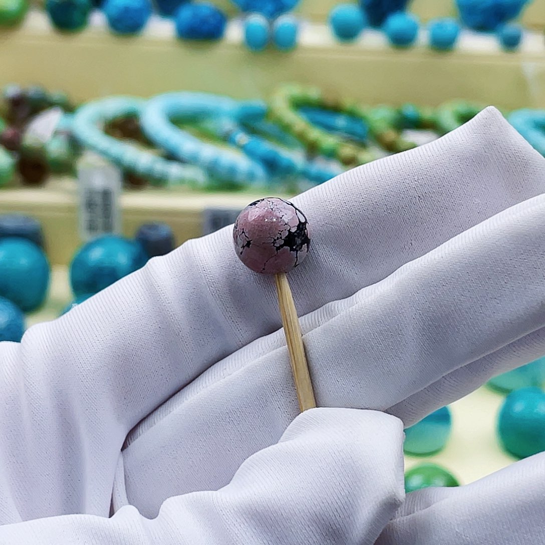 绿松石颈饰未镶嵌