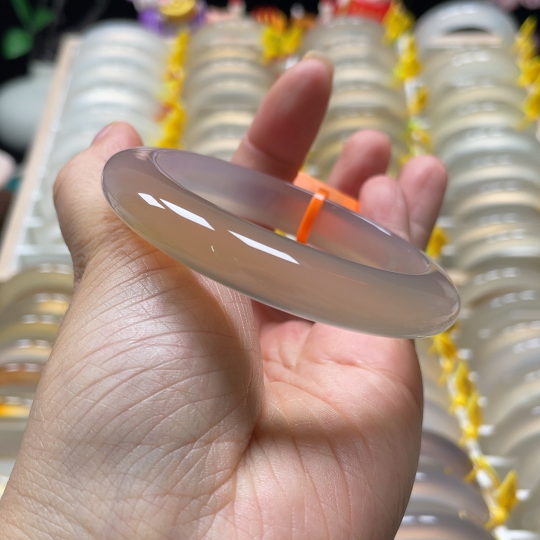 玛瑙/玉髓未镶嵌手镯