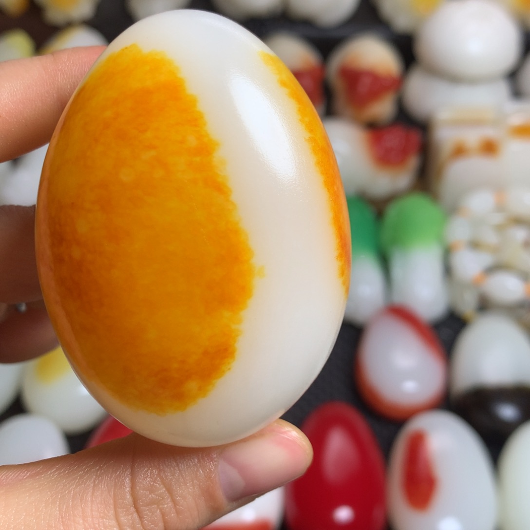 新疆戈壁石五彩石