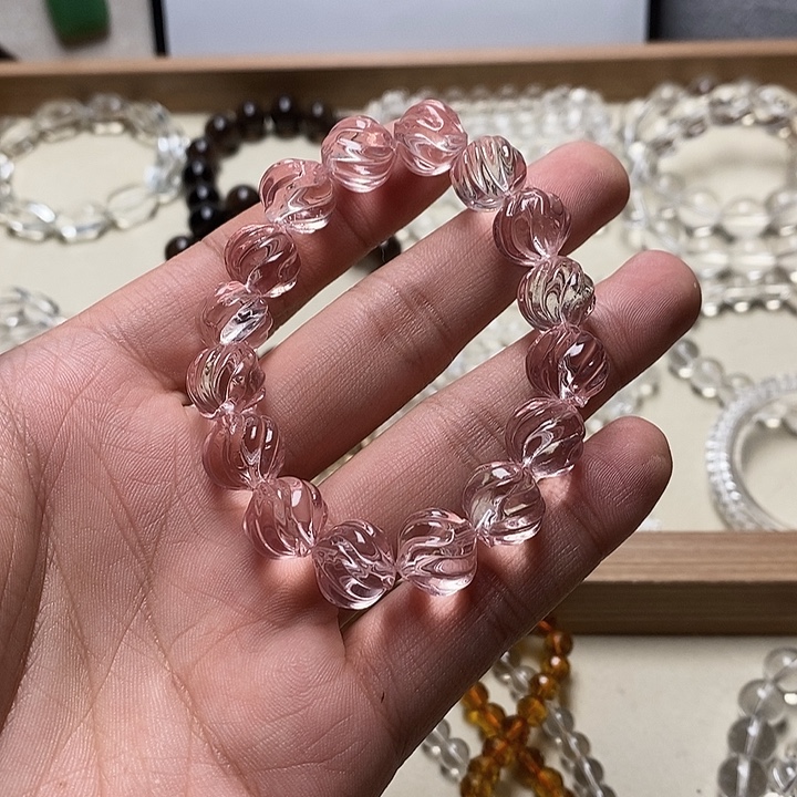 贝****非金属卡12mm粉盈石 