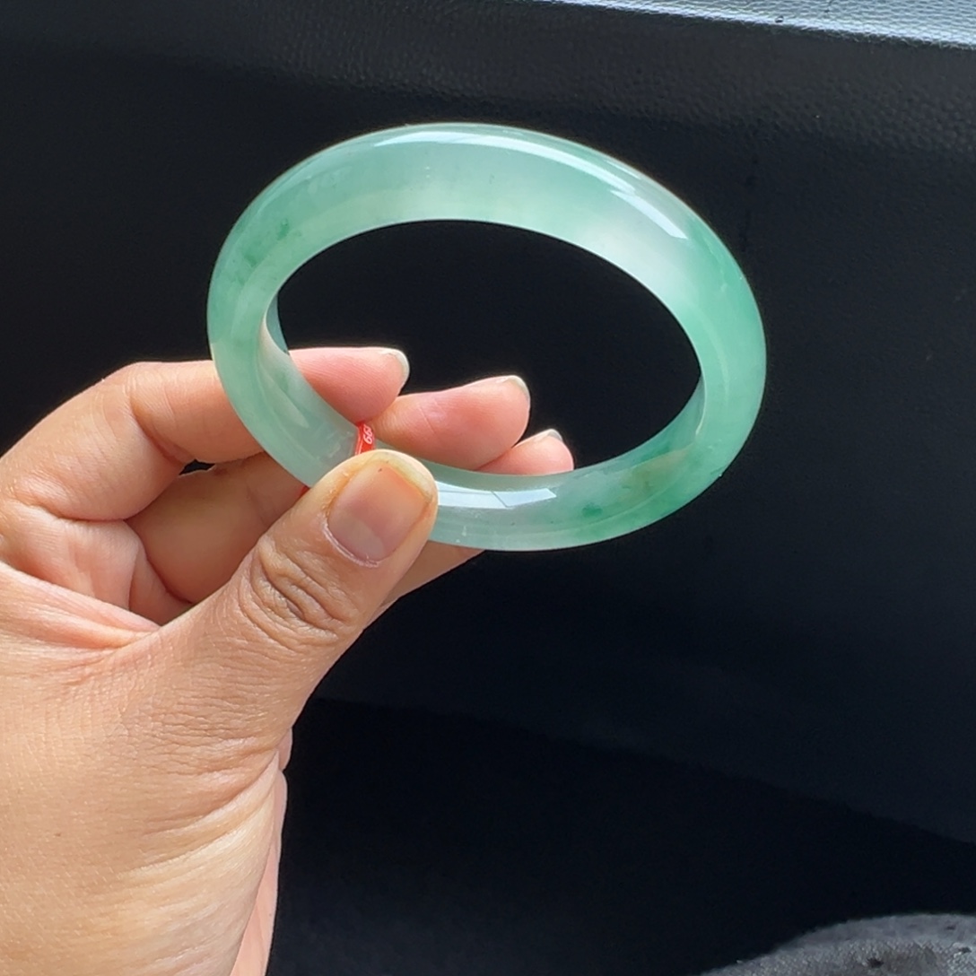 石英质玉未镶嵌手镯非洲翠5758