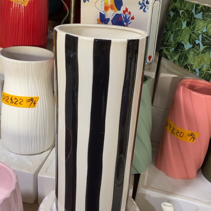 陶盆有孔 瑕疵针孔漏釉介意勿拍外口 13外高30