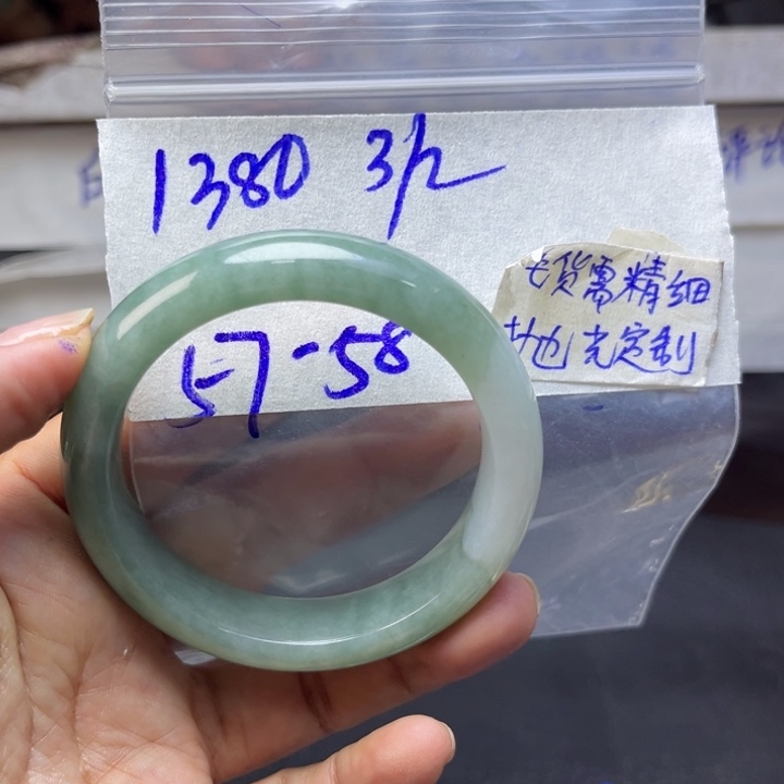 定制翡翠未镶嵌天然翡翠