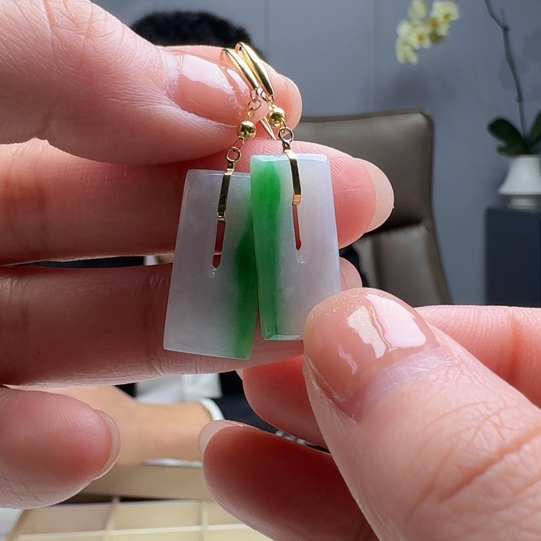 翡翠耳饰18K金镶嵌天然