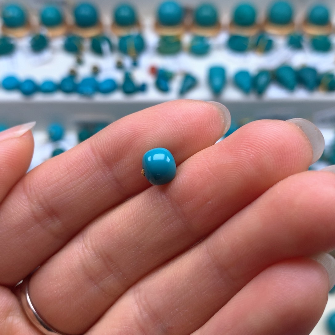 绿松石配饰未镶嵌