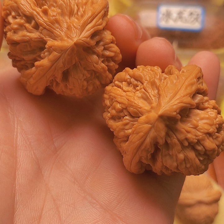 文玩核桃把件边42肚46全品筷子棱核尊