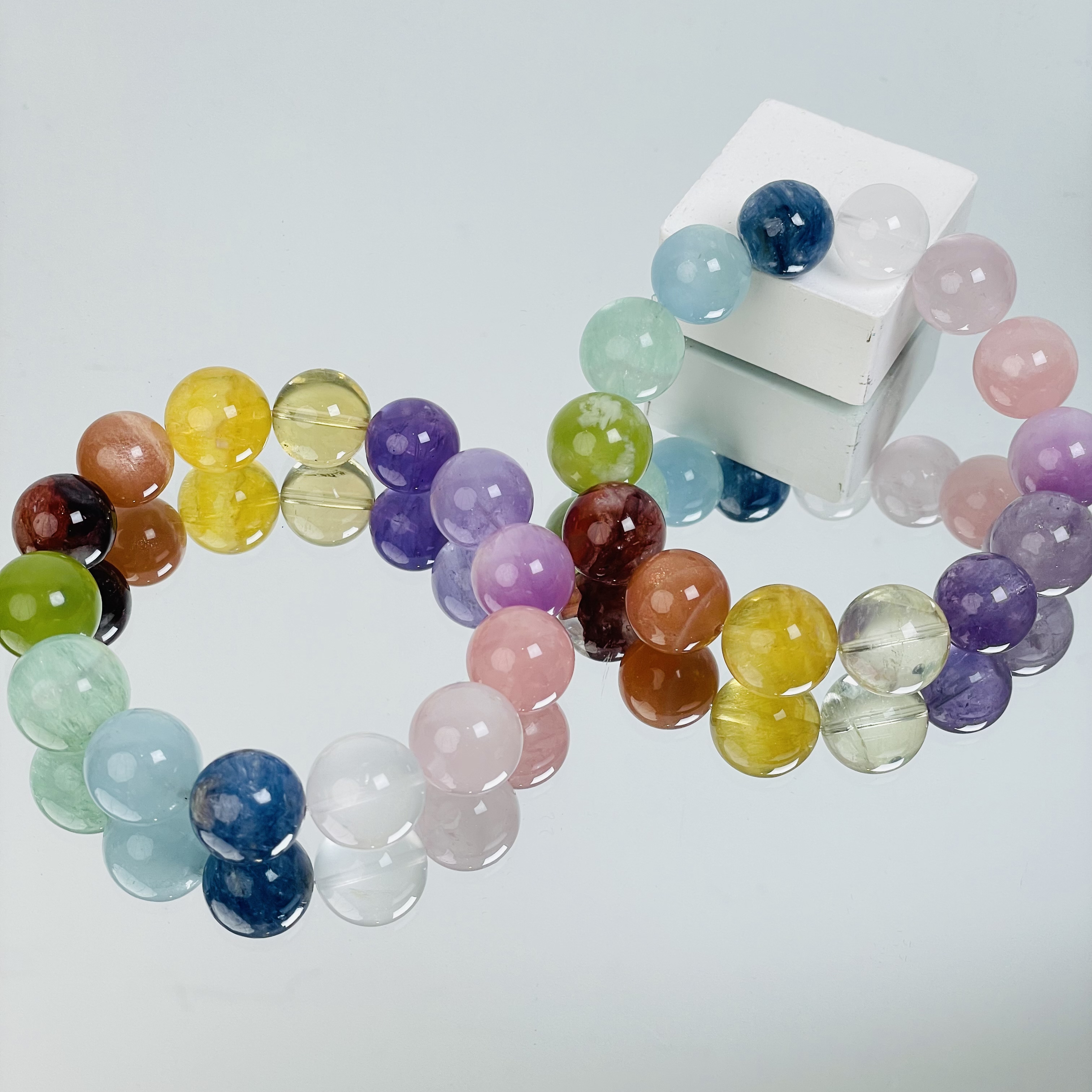 【767 吸睛神器】萤石岫玉紫水晶粉晶等14-15mm手串多样性发其一Z